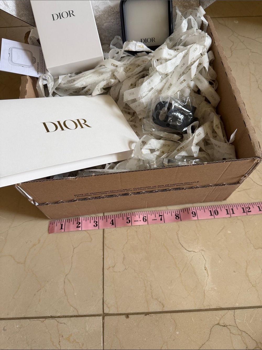Dior Phone Light selfie light Black and Cream Branded Compact with Accessories - Picture 10 of 12